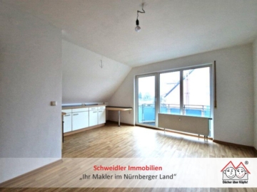 Anlage oder Einzug: Helle 1-Zimmer-Eigentumswohnung mit Balkon in Lauf an der Pegnitz, 91207 Lauf, Wohnung