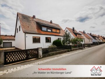 Perfekt für Familien mit handwerklichem Geschick: Doppelhaushälfte mit Garage & Anbau in Kalchreuth, 90562 Kalchreuth, Haus