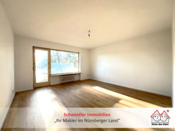 Renovierte 2-Zimmer-Wohnung mit schöner Loggia und Blick ins Grüne, 90552 Röthenbach, Wohnung