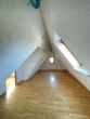 Abstellfläche / Spitzboden - 83 m² beheizbare Werkstatthalle inklusive! 2,5-Zimmer-Studio-Wohnung mit viel Platz in Lauf rechts