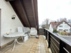 Balkon - Großzügige 4,5-Zimmer-Maisonette-Wohnung mit Garten, Garage und Carport in Ottensoos