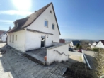 Bestandsgebäude - Blick ins Land – Naturnahes Baugrundstück mit Abriss in beliebter Lage am Laufer Kunigundenberg