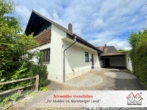 Hausansicht - TOP!!! Traumhaft großes Einfamilienhaus mit tollem Grundstück, riesiger Garage & Carport in Lauf