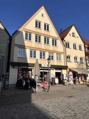 Rarität: Wohn- & Geschäftshausensemble mit zusätzlichem Grundstück im Herzen der Stadt Lauf an der Pegnitz, 91207 Lauf, Haus