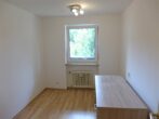 Preiswert leben: 3-Zimmer-Wohnung mit großer Loggia Röthenbach an der Pegnitz - Arbeiten/Kind